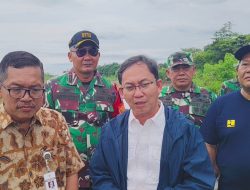Dandim 0713/Brebes Dampingi Dirjen Tanaman Pangan Tinjau Lahan Pertanian dan Irigasi di Brebes
