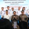 Dalam Rakornas Produk Hukum Daerah, Mendagri Imbau Pemda Permudah Izin Berusaha