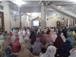 Ratusan Jamaah Padati Kajian Ahad Pagi di Masjid Istiqlal PRM Dukuturi Bumiayu