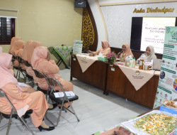 Ubah Sampah Jadi Berkah, DWP Dinbudpar Brebes Gelar Pelatihan Eco Enzyme